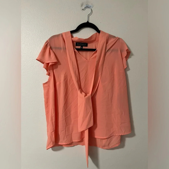 Eloquii Tops - NWT Eloquii Size 14 peachy orange top with tie detail lightweight cap sleeve